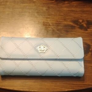 Elegant Blue Quilted Women's Clutch